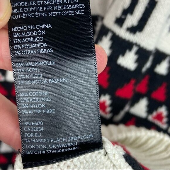 Urban Outfitters BDG Animal Games Pot Leaf Chunky Oversized Sweater Knit Weed L‎ - Picture 10 of 15